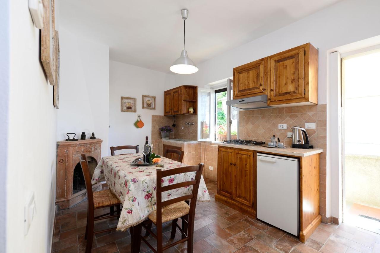 Casa Vacanze Podere Ugolini Apartment *